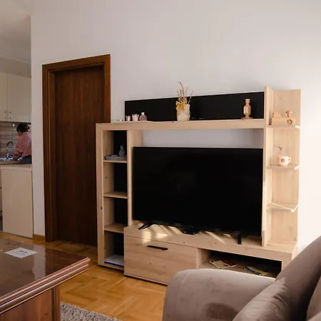 Lux 010 Apartmán Pirot